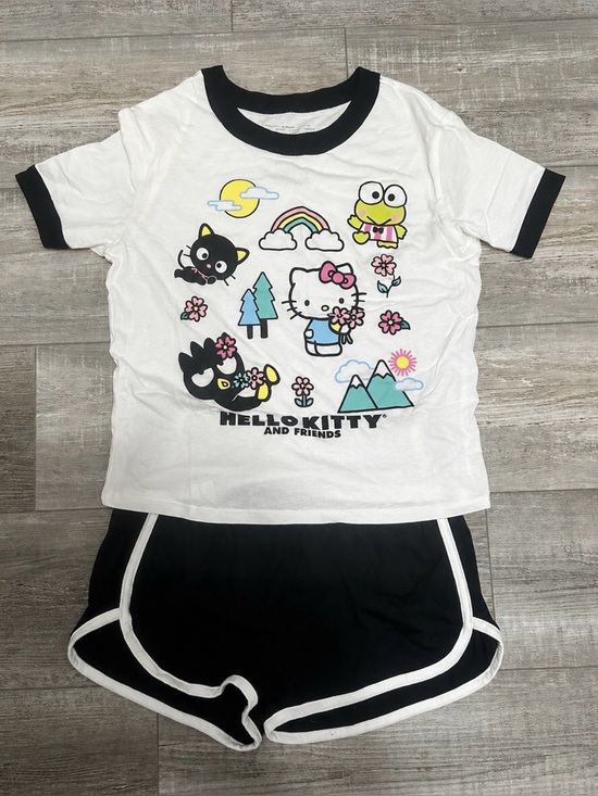 Sanrio Tops - Sanrio SET • Hello Kitty • Crop Tee & Shorts • Medium 8-10